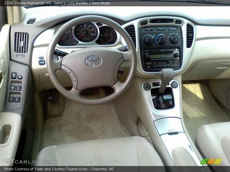 Sonora Gold Metallic / Ivory Beige 2006 Toyota Highlander V6