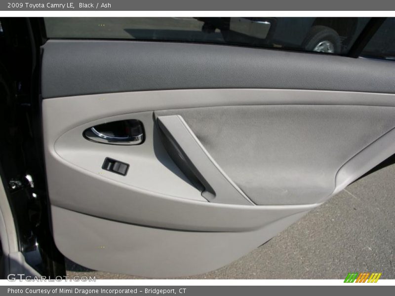 Black / Ash 2009 Toyota Camry LE