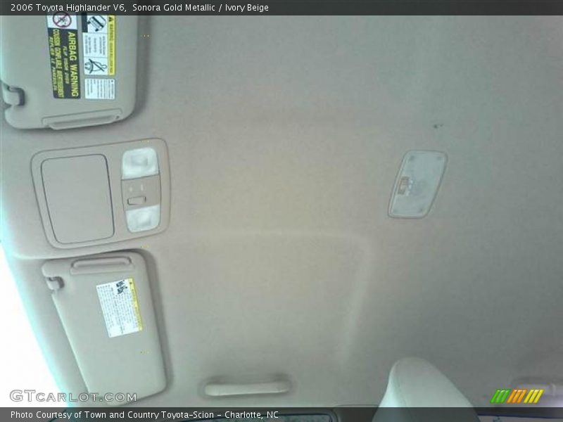 Sonora Gold Metallic / Ivory Beige 2006 Toyota Highlander V6