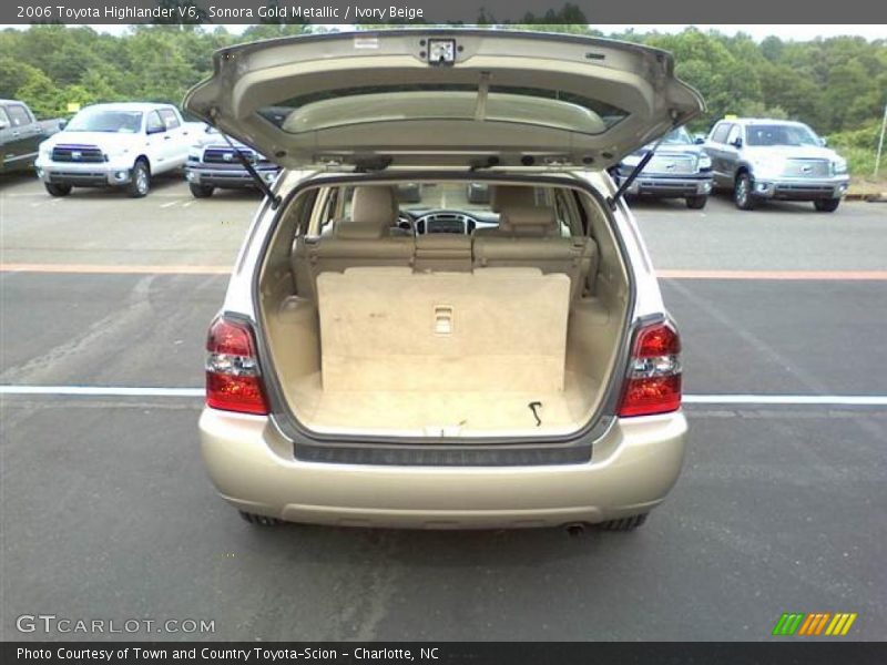 Sonora Gold Metallic / Ivory Beige 2006 Toyota Highlander V6