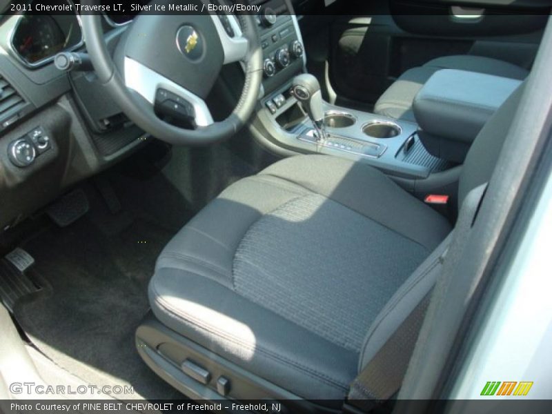 Silver Ice Metallic / Ebony/Ebony 2011 Chevrolet Traverse LT