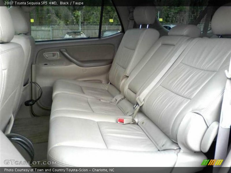 Black / Taupe 2007 Toyota Sequoia SR5 4WD