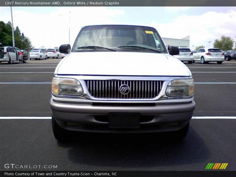 Oxford White / Medium Graphite 1997 Mercury Mountaineer AWD