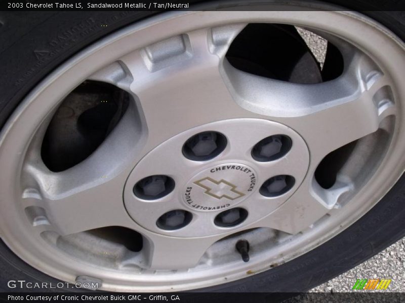 Sandalwood Metallic / Tan/Neutral 2003 Chevrolet Tahoe LS