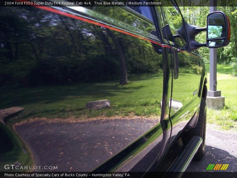 True Blue Metallic / Medium Parchment 2004 Ford F350 Super Duty FX4 Regular Cab 4x4