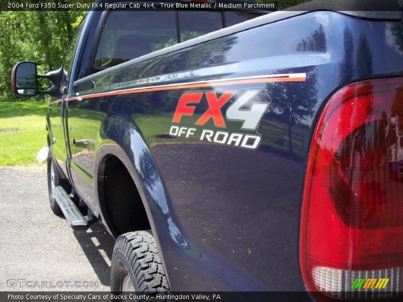 True Blue Metallic / Medium Parchment 2004 Ford F350 Super Duty FX4 Regular Cab 4x4