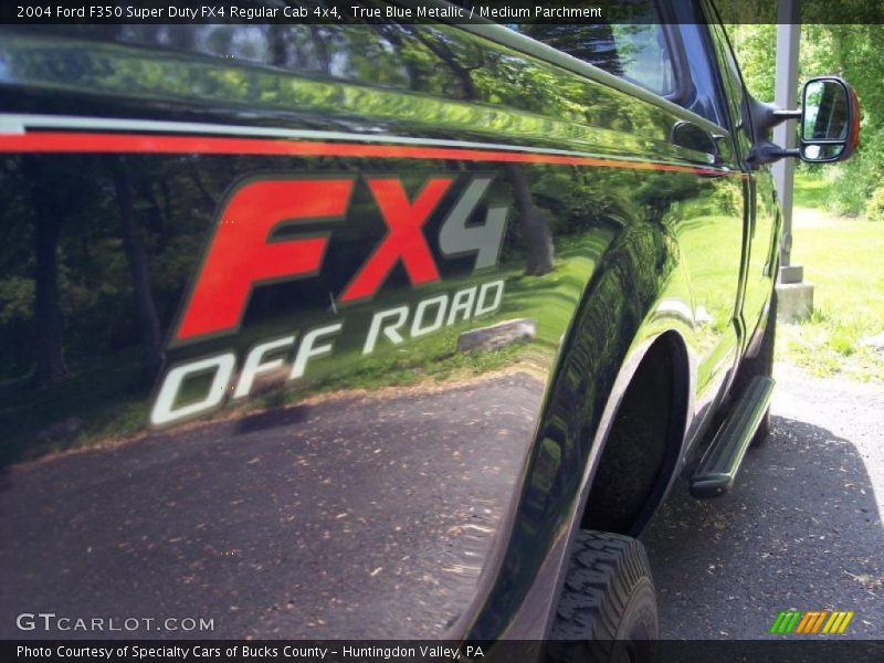 True Blue Metallic / Medium Parchment 2004 Ford F350 Super Duty FX4 Regular Cab 4x4