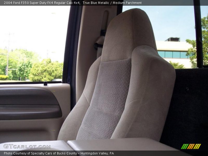 True Blue Metallic / Medium Parchment 2004 Ford F350 Super Duty FX4 Regular Cab 4x4