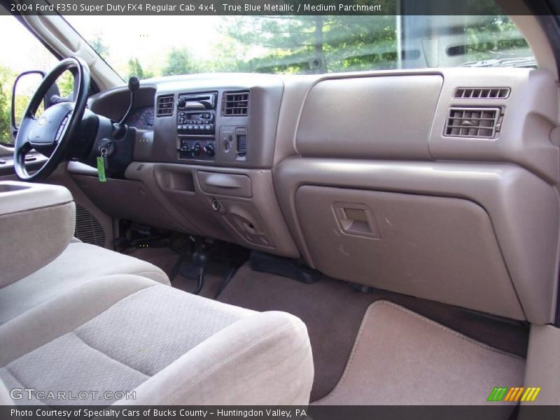 Dashboard of 2004 F350 Super Duty FX4 Regular Cab 4x4