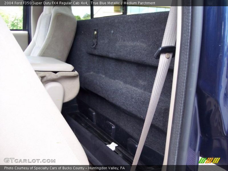 True Blue Metallic / Medium Parchment 2004 Ford F350 Super Duty FX4 Regular Cab 4x4