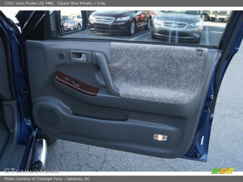 Door Panel of 2002 Rodeo LSE 4WD