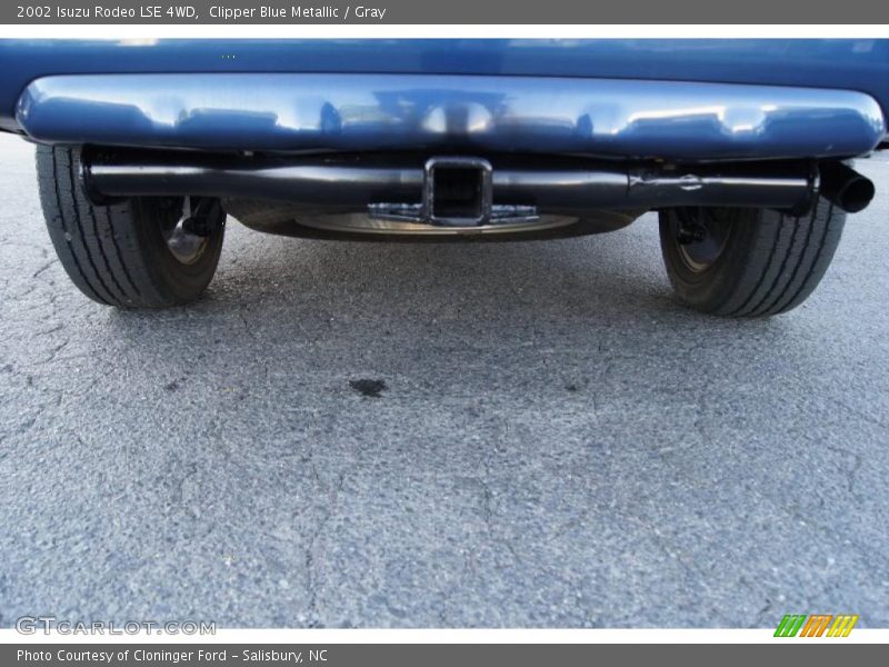 Clipper Blue Metallic / Gray 2002 Isuzu Rodeo LSE 4WD