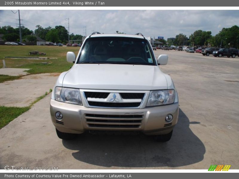 Viking White / Tan 2005 Mitsubishi Montero Limited 4x4