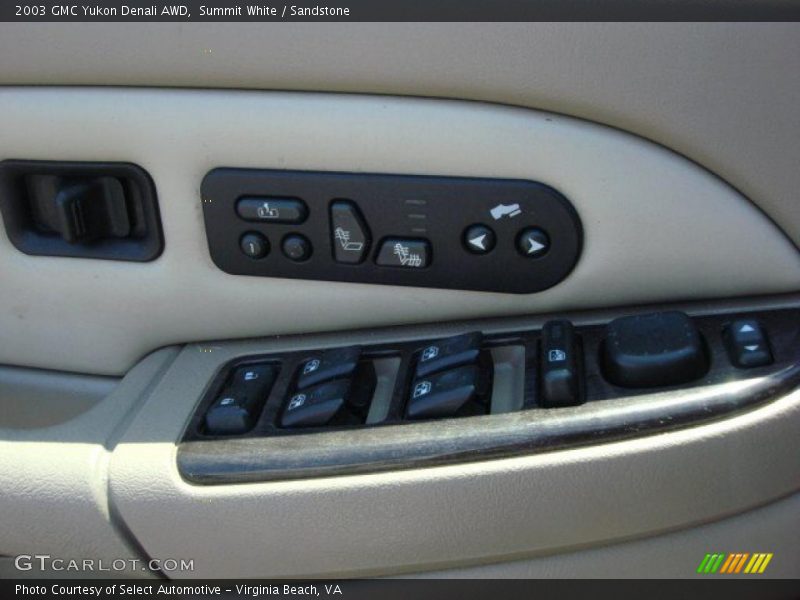 Summit White / Sandstone 2003 GMC Yukon Denali AWD