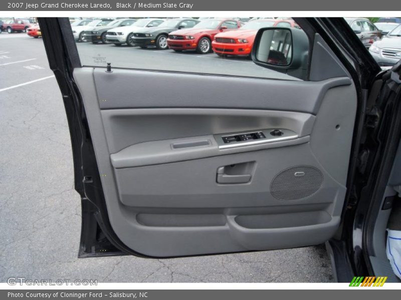 Black / Medium Slate Gray 2007 Jeep Grand Cherokee Laredo
