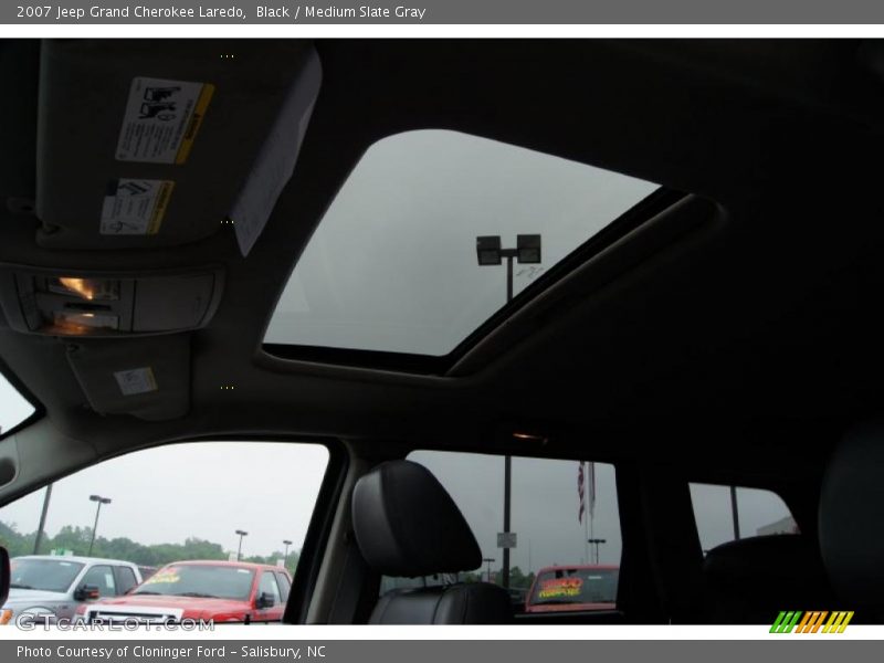 Black / Medium Slate Gray 2007 Jeep Grand Cherokee Laredo