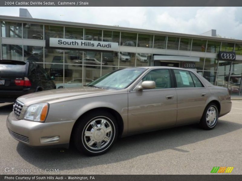 Cashmere / Shale 2004 Cadillac DeVille Sedan