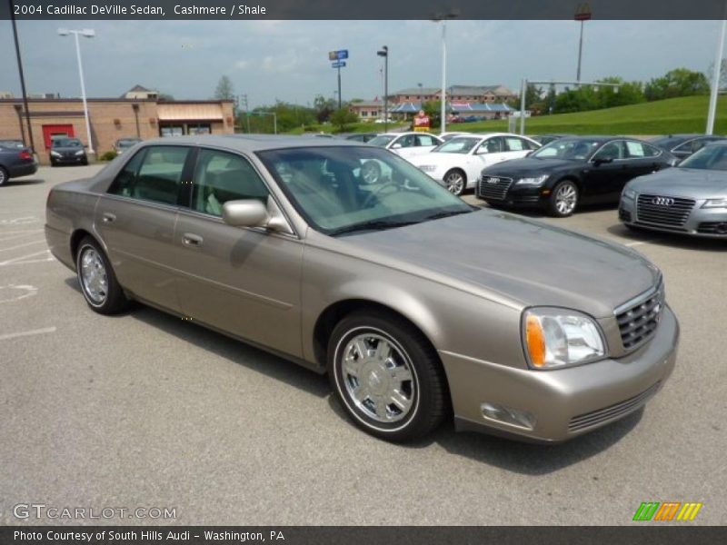 Cashmere / Shale 2004 Cadillac DeVille Sedan