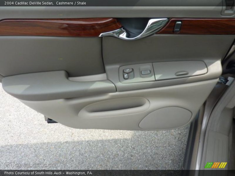 Cashmere / Shale 2004 Cadillac DeVille Sedan