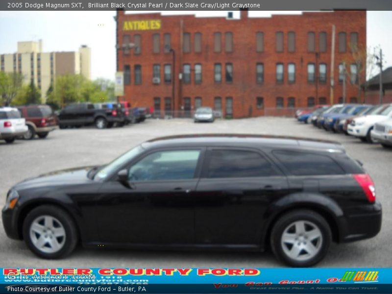 Brilliant Black Crystal Pearl / Dark Slate Gray/Light Graystone 2005 Dodge Magnum SXT