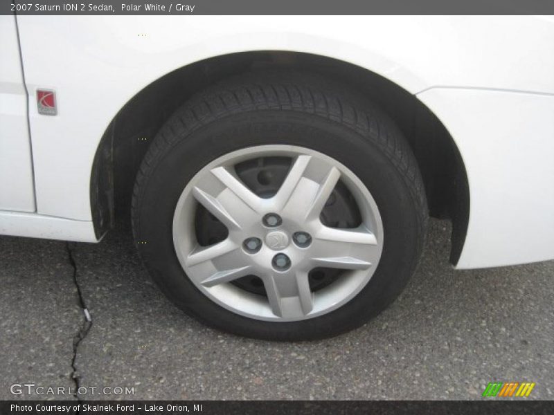 Polar White / Gray 2007 Saturn ION 2 Sedan