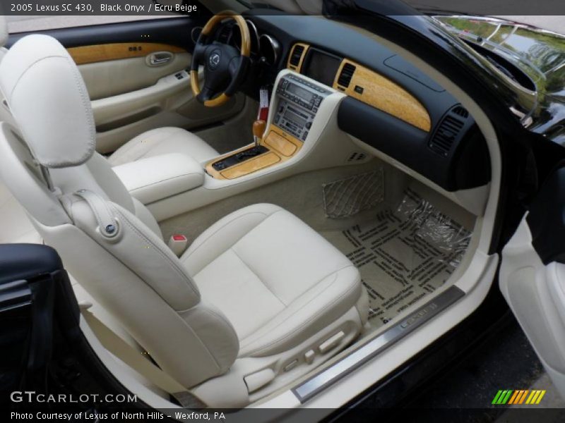 Black Onyx / Ecru Beige 2005 Lexus SC 430