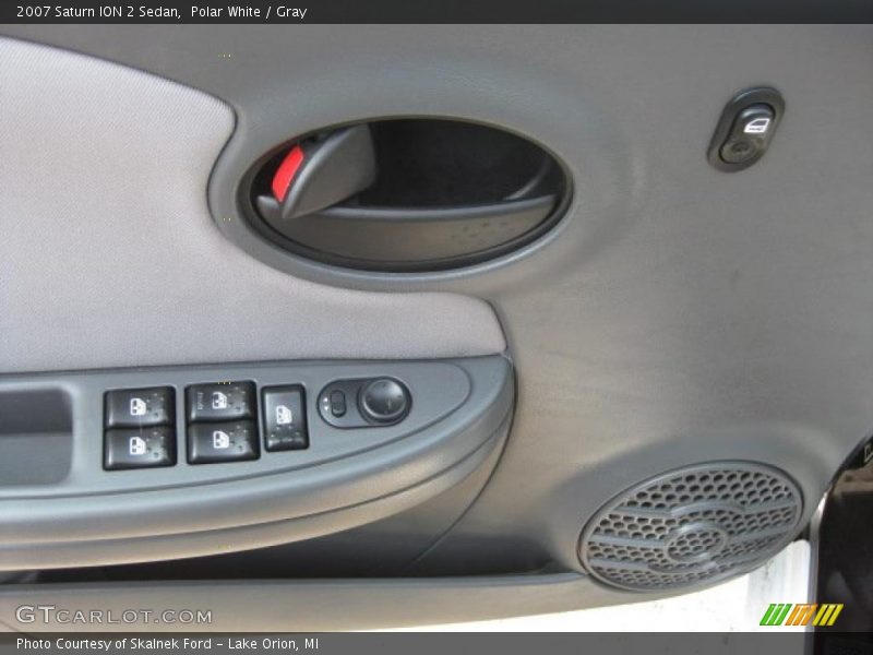 Polar White / Gray 2007 Saturn ION 2 Sedan