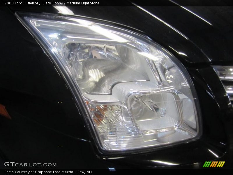 Black Ebony / Medium Light Stone 2008 Ford Fusion SE