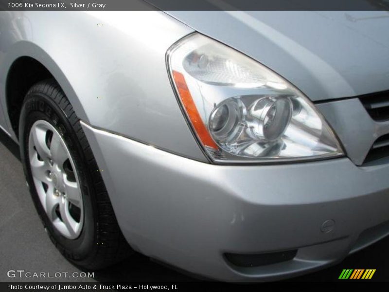 Silver / Gray 2006 Kia Sedona LX