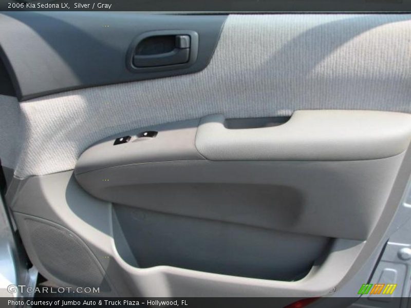 Silver / Gray 2006 Kia Sedona LX