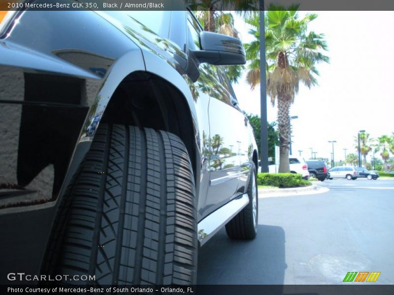 Black / Almond/Black 2010 Mercedes-Benz GLK 350