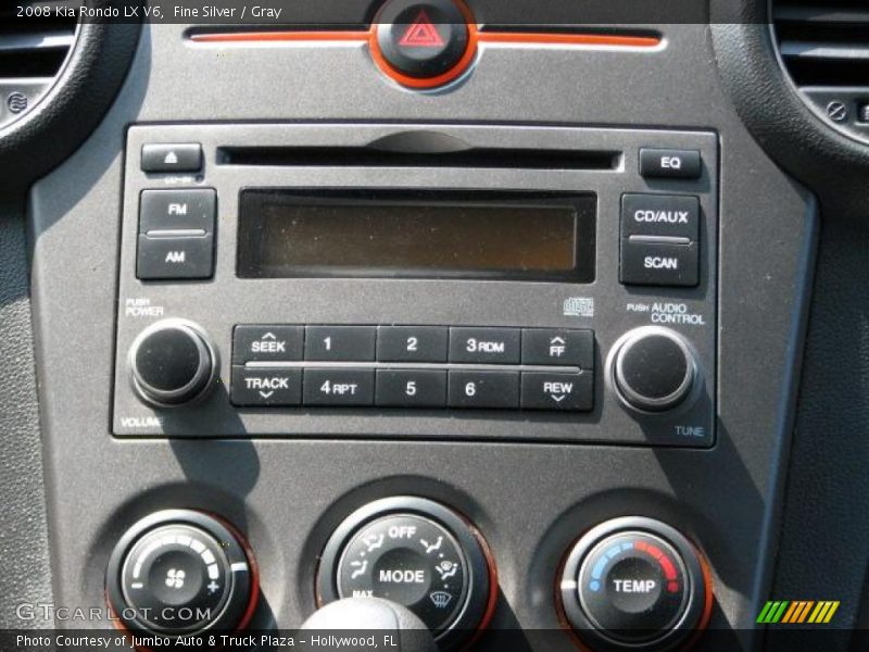 Fine Silver / Gray 2008 Kia Rondo LX V6