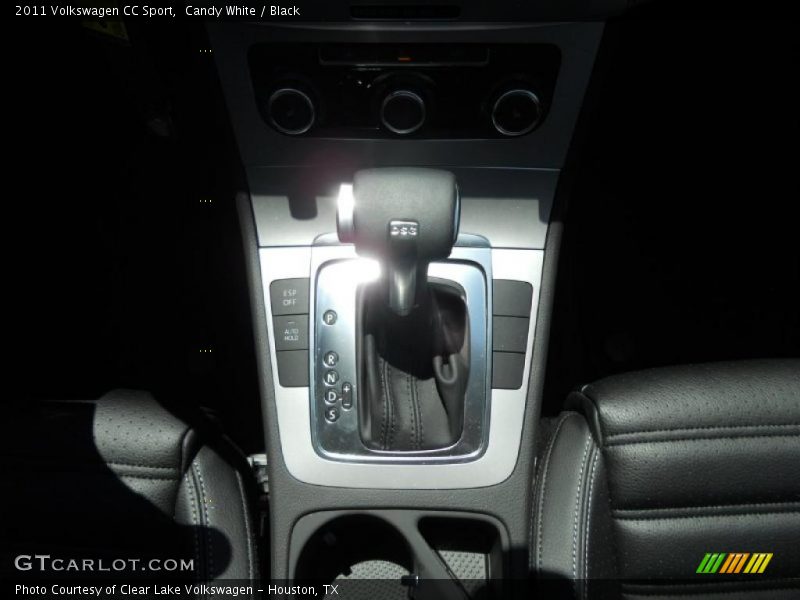 Candy White / Black 2011 Volkswagen CC Sport