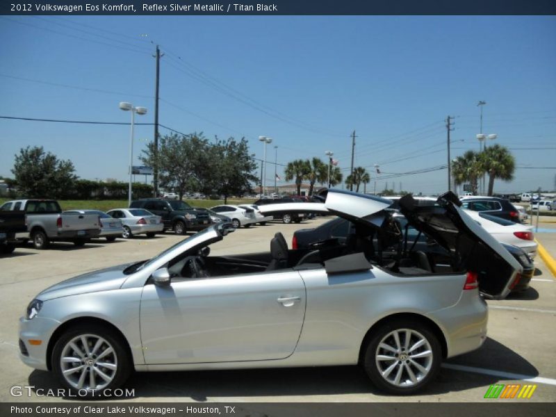 Reflex Silver Metallic / Titan Black 2012 Volkswagen Eos Komfort
