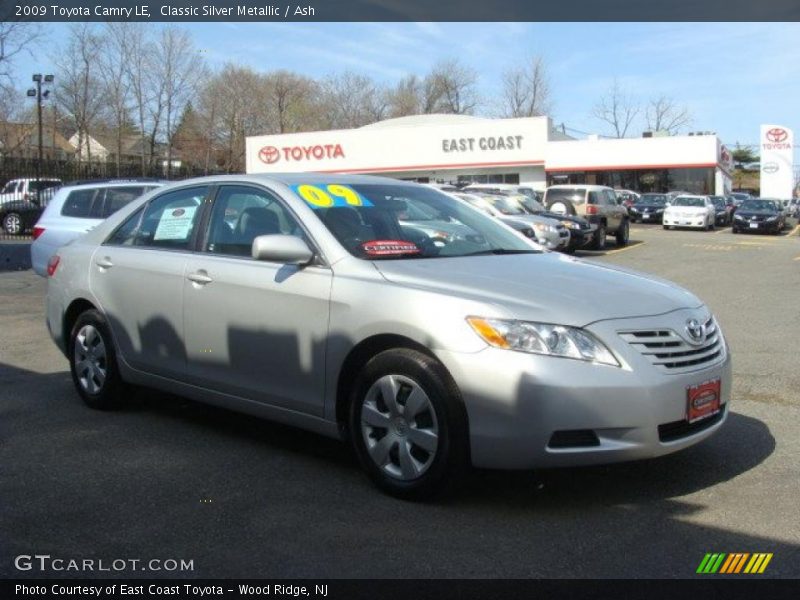 Classic Silver Metallic / Ash 2009 Toyota Camry LE