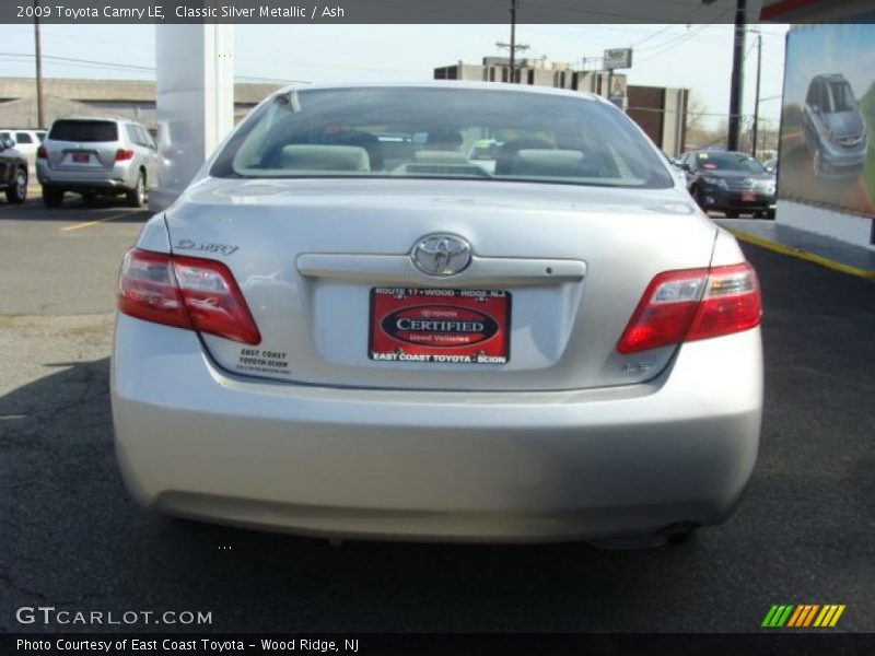 Classic Silver Metallic / Ash 2009 Toyota Camry LE