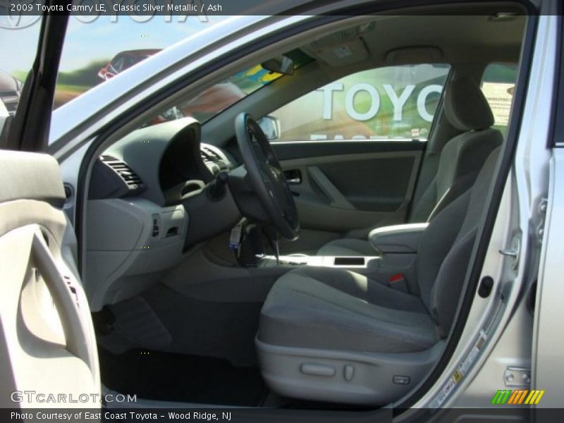 Classic Silver Metallic / Ash 2009 Toyota Camry LE