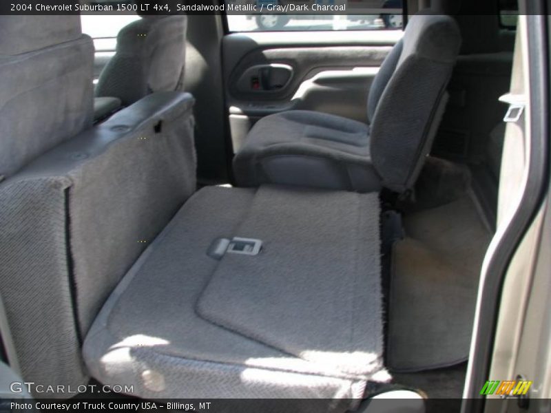 Sandalwood Metallic / Gray/Dark Charcoal 2004 Chevrolet Suburban 1500 LT 4x4