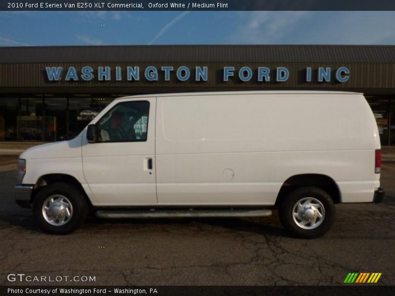 Oxford White / Medium Flint 2010 Ford E Series Van E250 XLT Commericial