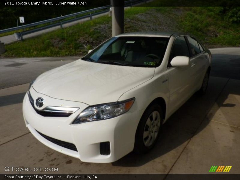 Super White / Ash 2011 Toyota Camry Hybrid