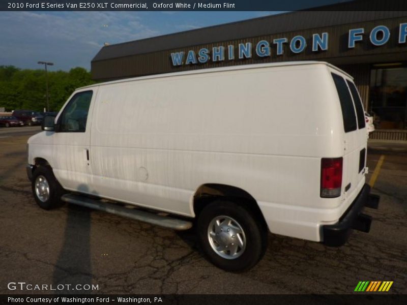 Oxford White / Medium Flint 2010 Ford E Series Van E250 XLT Commericial