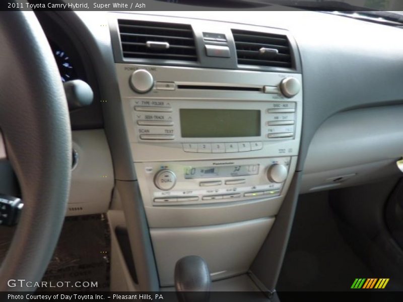 Super White / Ash 2011 Toyota Camry Hybrid