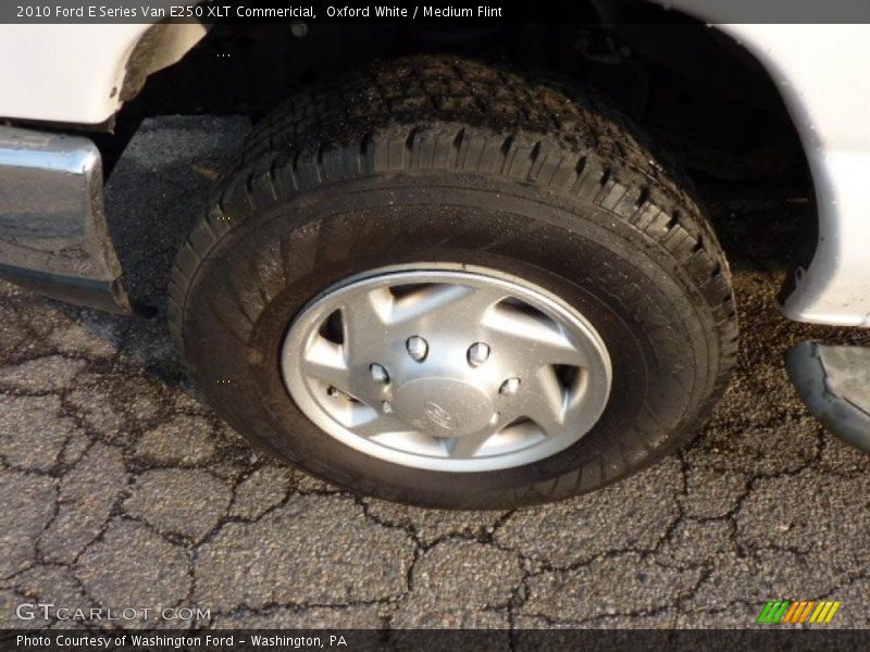 Oxford White / Medium Flint 2010 Ford E Series Van E250 XLT Commericial
