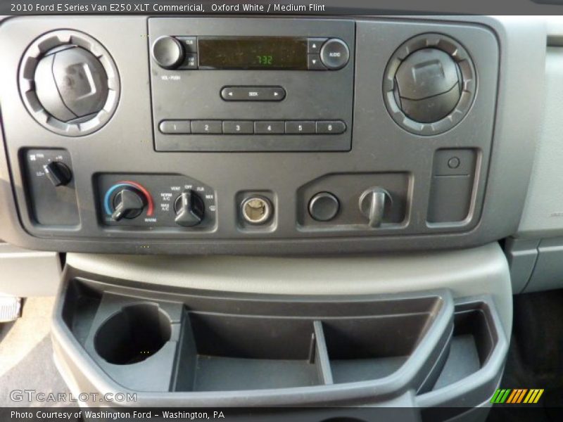 Oxford White / Medium Flint 2010 Ford E Series Van E250 XLT Commericial