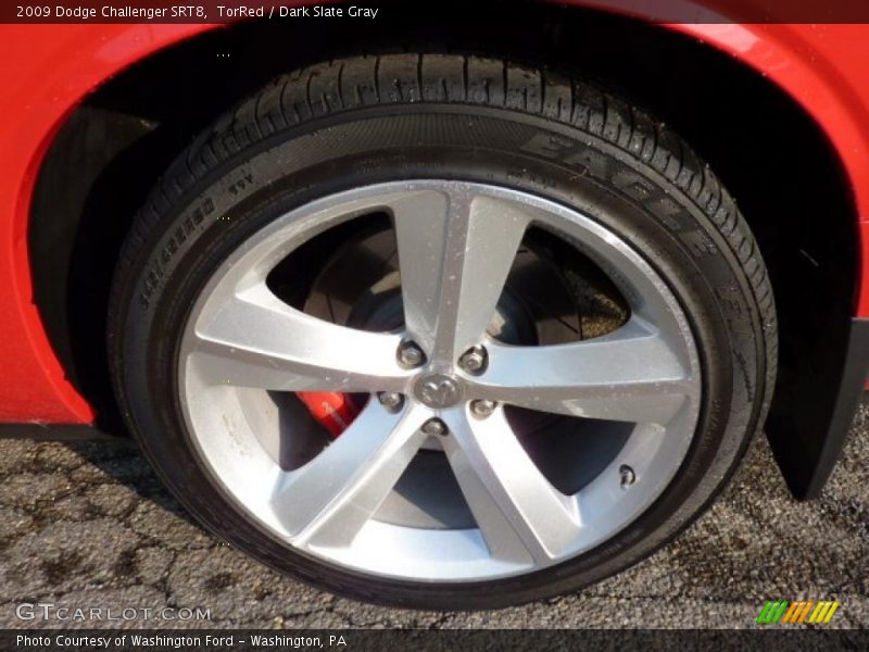 TorRed / Dark Slate Gray 2009 Dodge Challenger SRT8