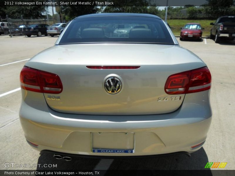 Silver Leaf Metallic / Titan Black 2012 Volkswagen Eos Komfort