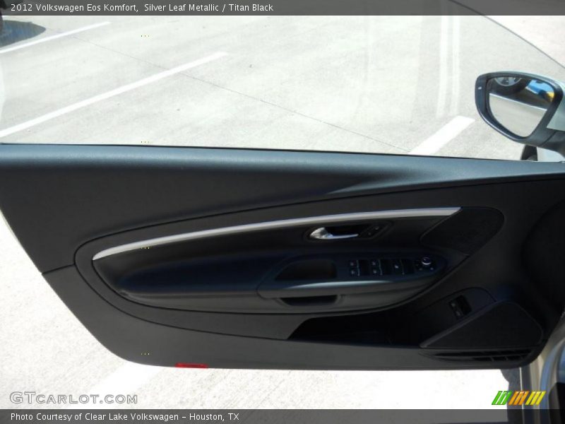Silver Leaf Metallic / Titan Black 2012 Volkswagen Eos Komfort