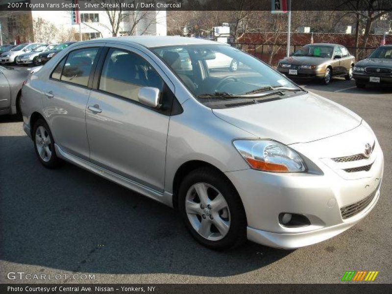 Silver Streak Mica / Dark Charcoal 2007 Toyota Yaris Sedan