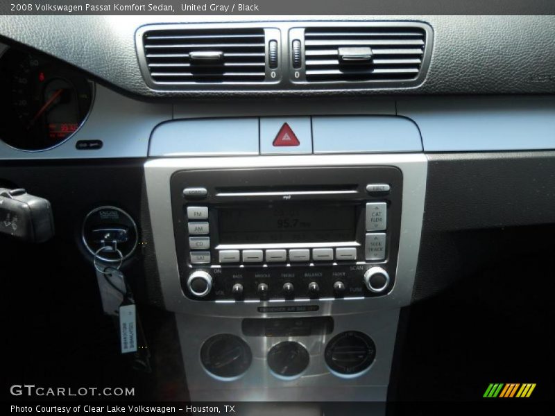 United Gray / Black 2008 Volkswagen Passat Komfort Sedan