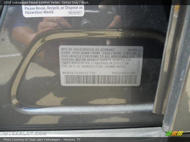 United Gray / Black 2008 Volkswagen Passat Komfort Sedan